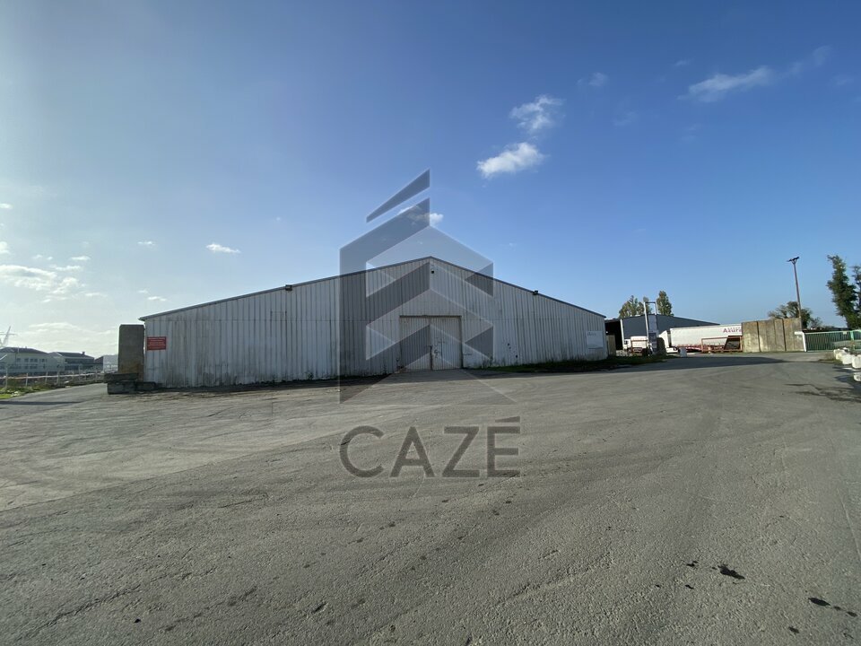 LOCAUX D’ACTIVITES A LOUER – BASSENS