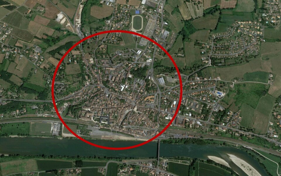 ENTREPÔT ET CELLULES COMMERCIALES  A LOUER – La Réole